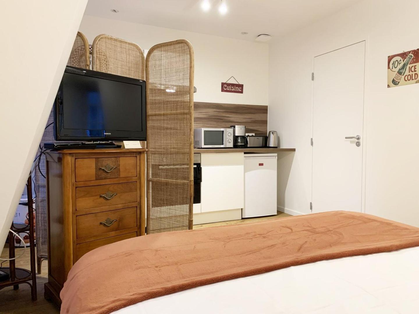 Monet - Appartement Pour 2 Personnes Chartres Kültér fotó