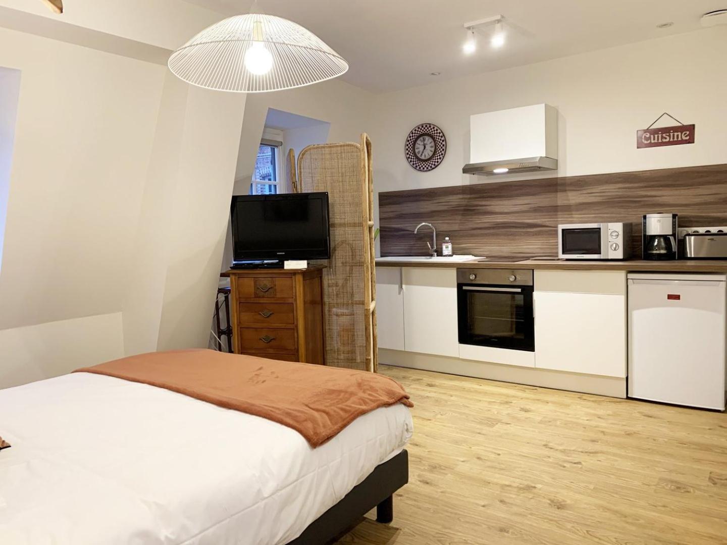 Monet - Appartement Pour 2 Personnes Chartres Kültér fotó